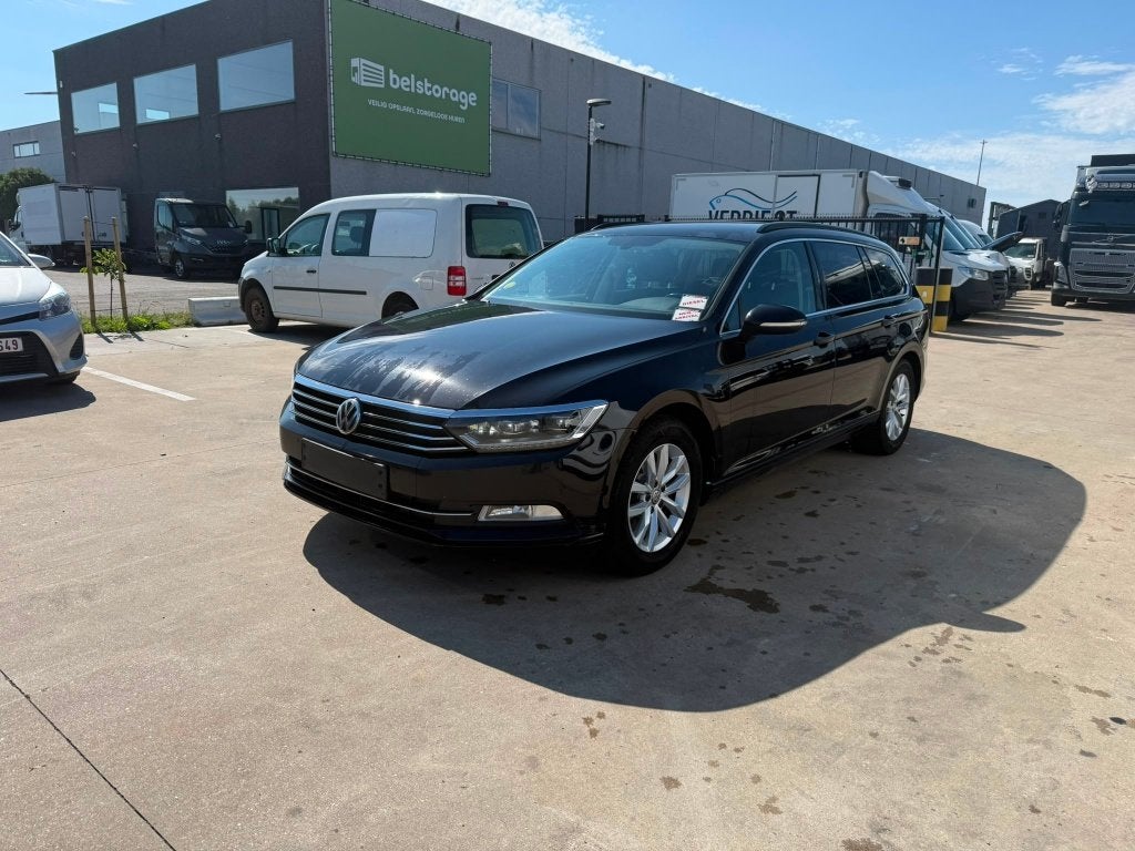 Volkswagen Passat (Stock ID 87634), Auto's, Volkswagen, Bedrijf, Passat, ABS, Achteruitrijcamera, Airconditioning, Bluetooth, Boordcomputer