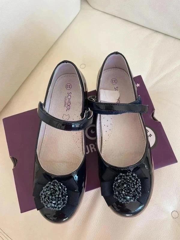 Ballerines/escarpins fille, bleu verni, perles, taille 33, Enlèvement ou Envoi, Utilisé, Fille, Chaussures