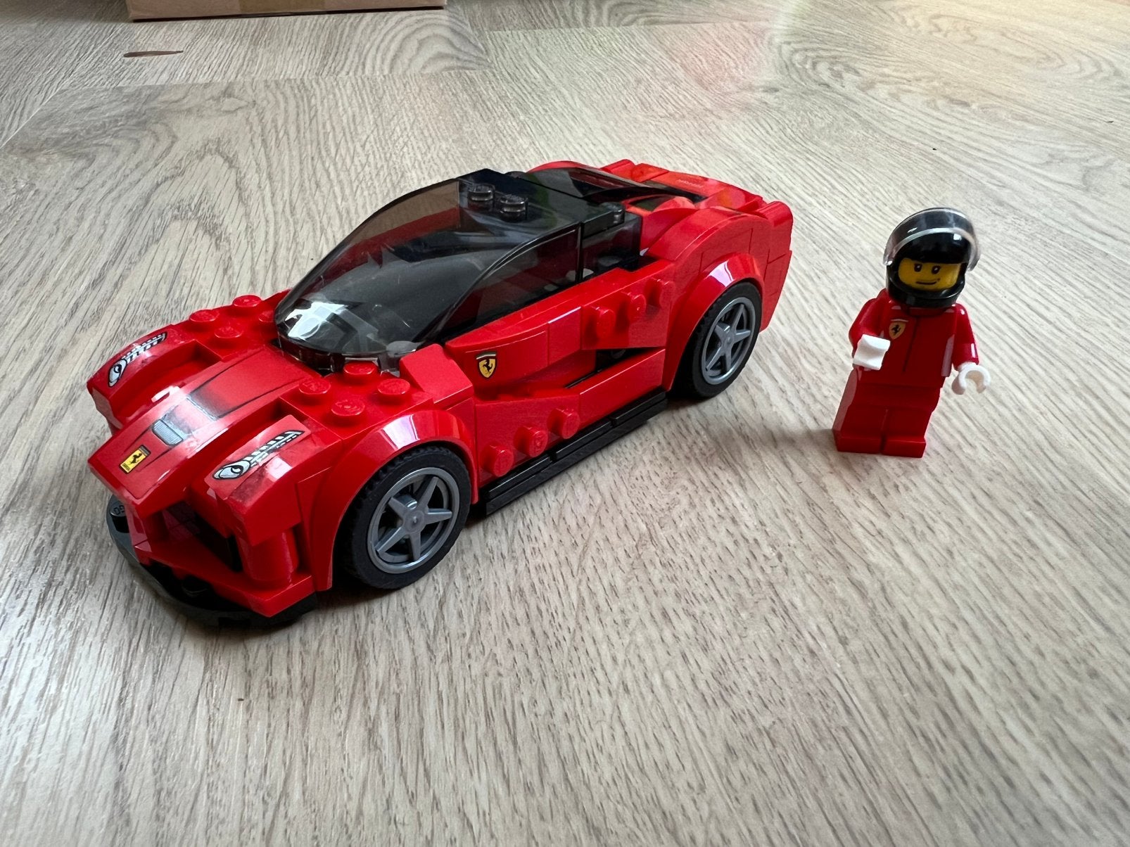 LEGO Speed Champions 75899 - LaFerrari (met coureur), Kinderen en Baby's, Lego, Zo goed als nieuw, Minifiguur, Speed Champions