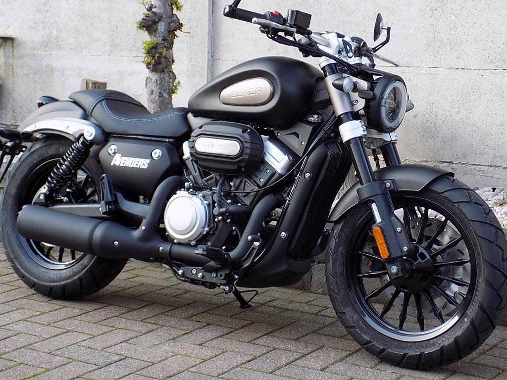 Benda  Avengers 125 cc chopper bobber cruiser V twin , Entreprise, Chopper, 2 cylindres, Neuf
