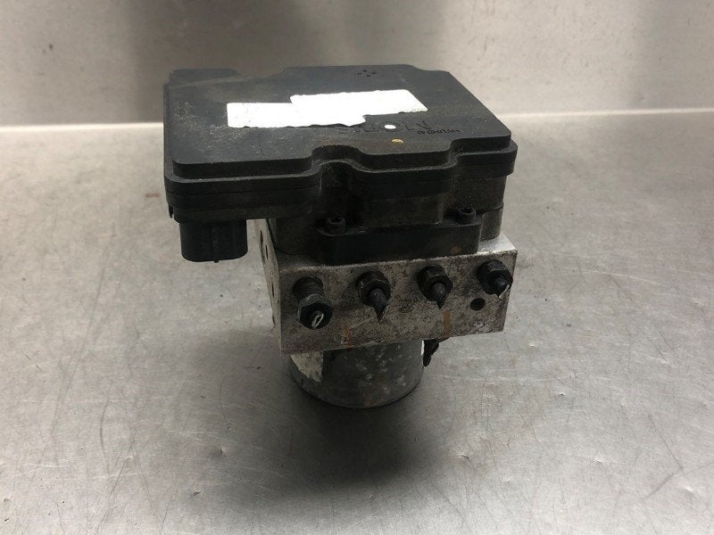 BLOC ABS (FREINS ANTI-BLOCAGE) ABS Kia Venga (|589201P270|), Kia, Dhr. M. Roggen, Stadsweg 37 37
9917 PV  WIRDUM GR., NL, Utilisé