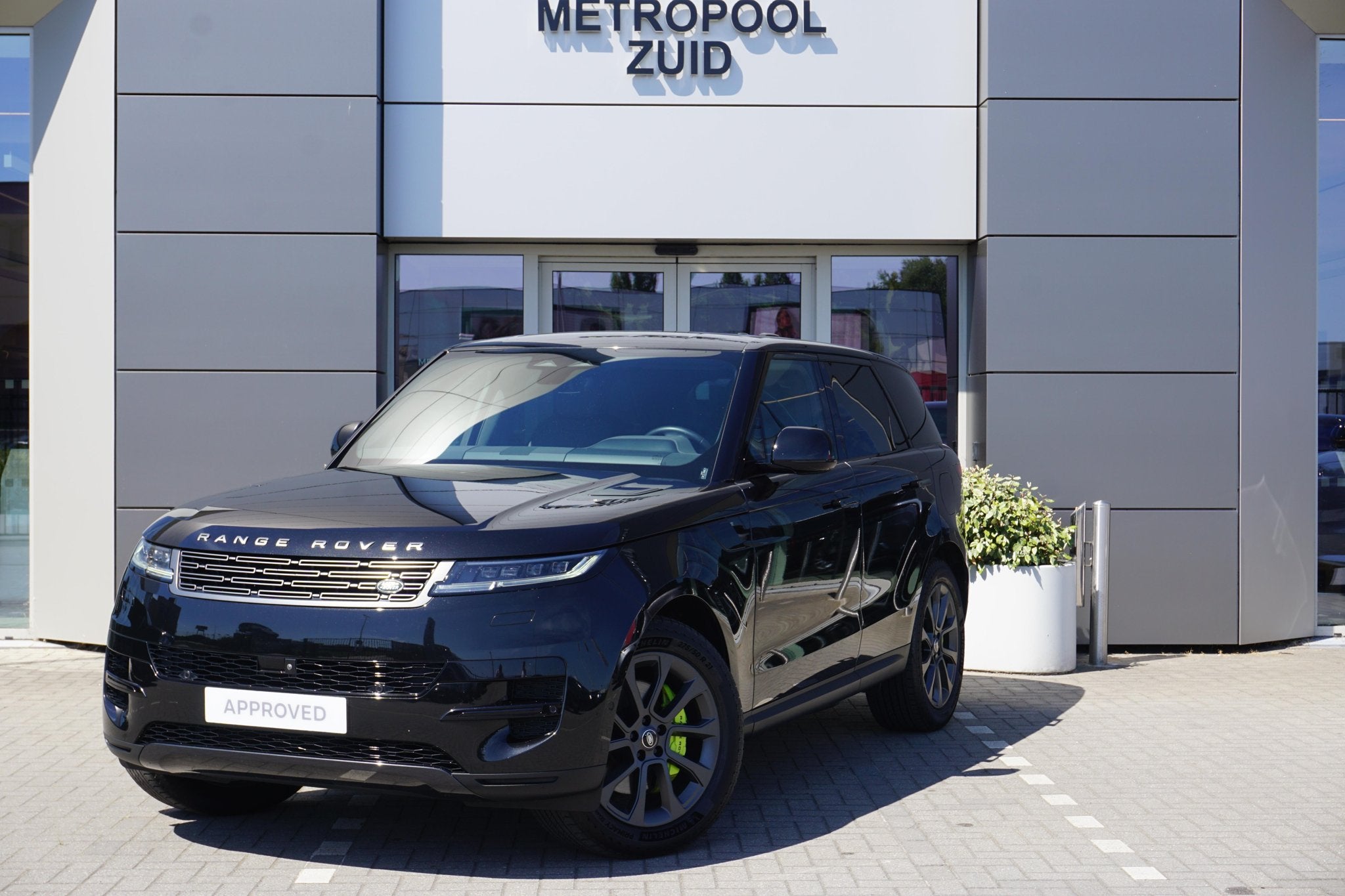 Land Rover Range Rover (Sport) P460e SE AWD Auto. 25MY, Automaat, 340 kW, Zwart, Bedrijf