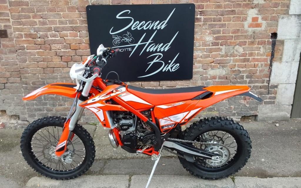 BETA XTRAINER 300 BEL ETAT, DEPOT VENTE CLIENT, 3750 EUR, Motos, Enlèvement, 1 cylindre, 12 à 35 kW