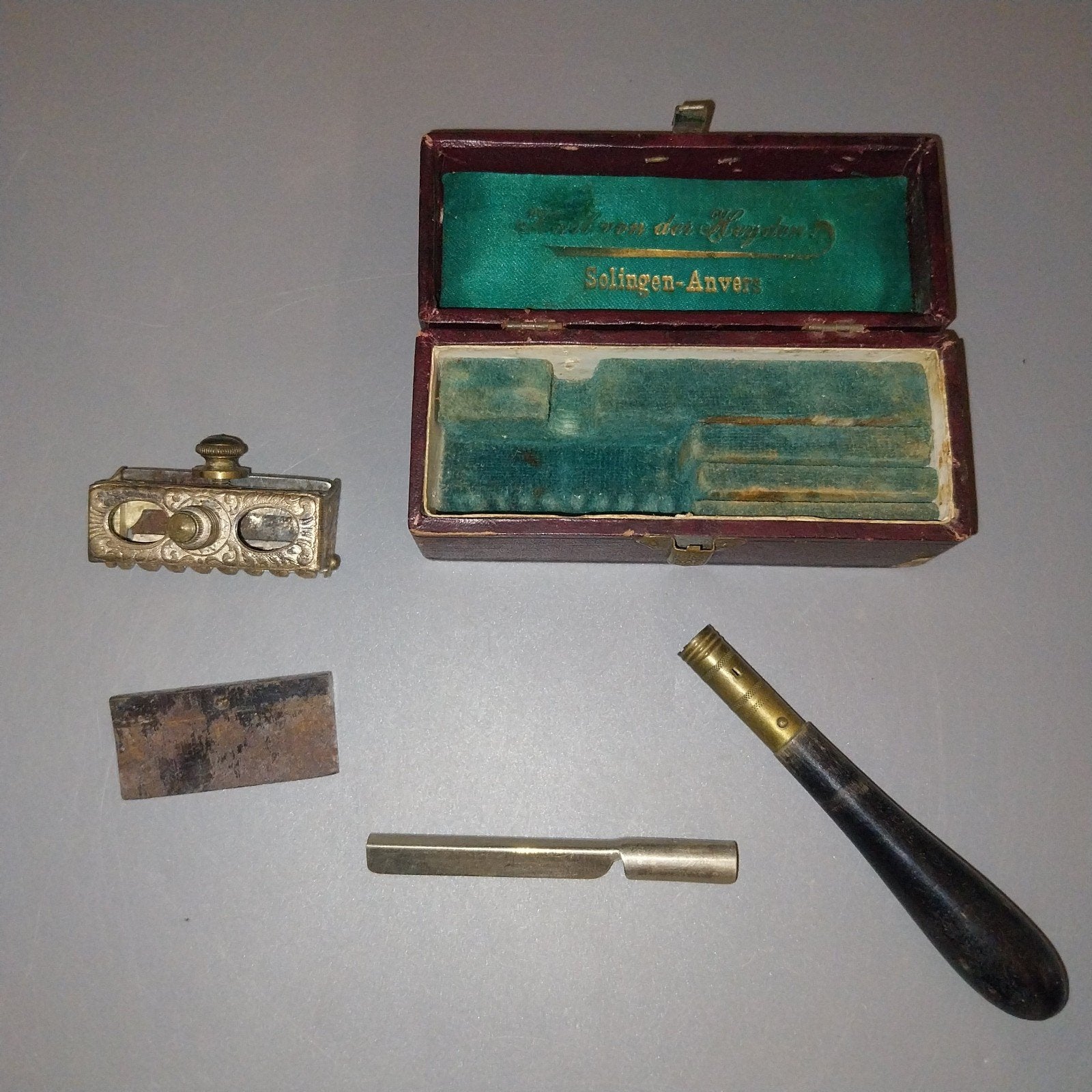 Antieke Solingen scheerset Van der Heyden Antwerpen, Antiek en Kunst, Ophalen