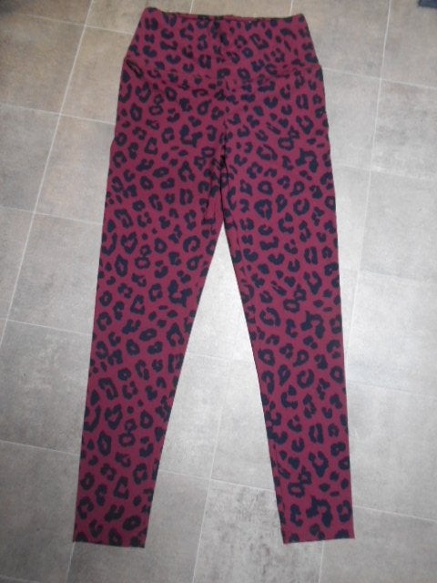 Nouveaux leggings/Taille M, Enlèvement ou Envoi, Legging, Neuf, Autres couleurs