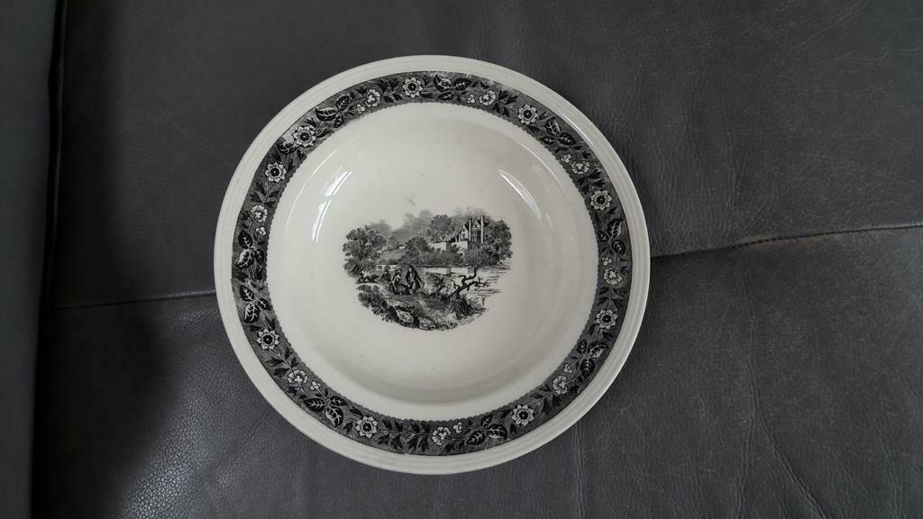 Assiette décorative Royal Boch, Enlèvement ou Envoi