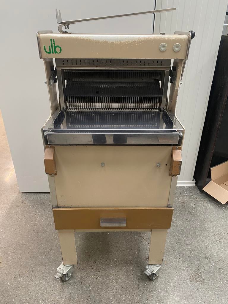 Vlb broodsnjmachine, Zakelijke goederen, Ophalen