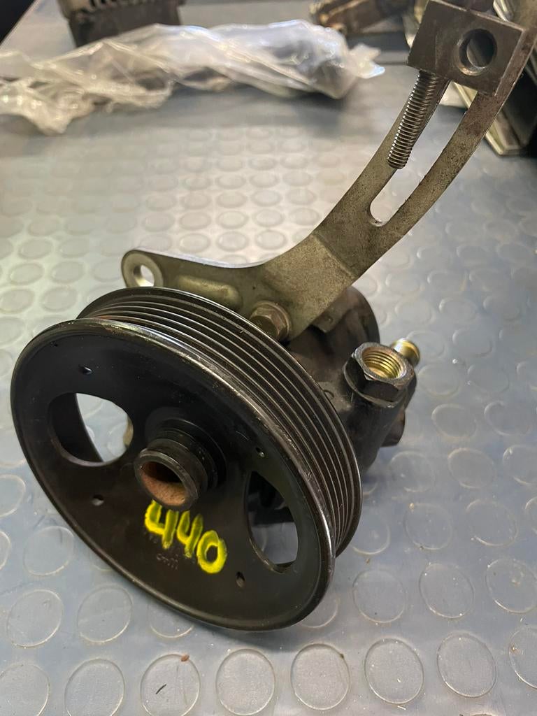 Pompe direction assistée Volvo 440, Utilisé, Volvo
