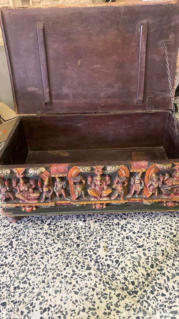 Indiase handgesneden houten kist — antieke stijl, Ophalen, Gebruikt, 50 tot 100 cm, Minder dan 50 cm