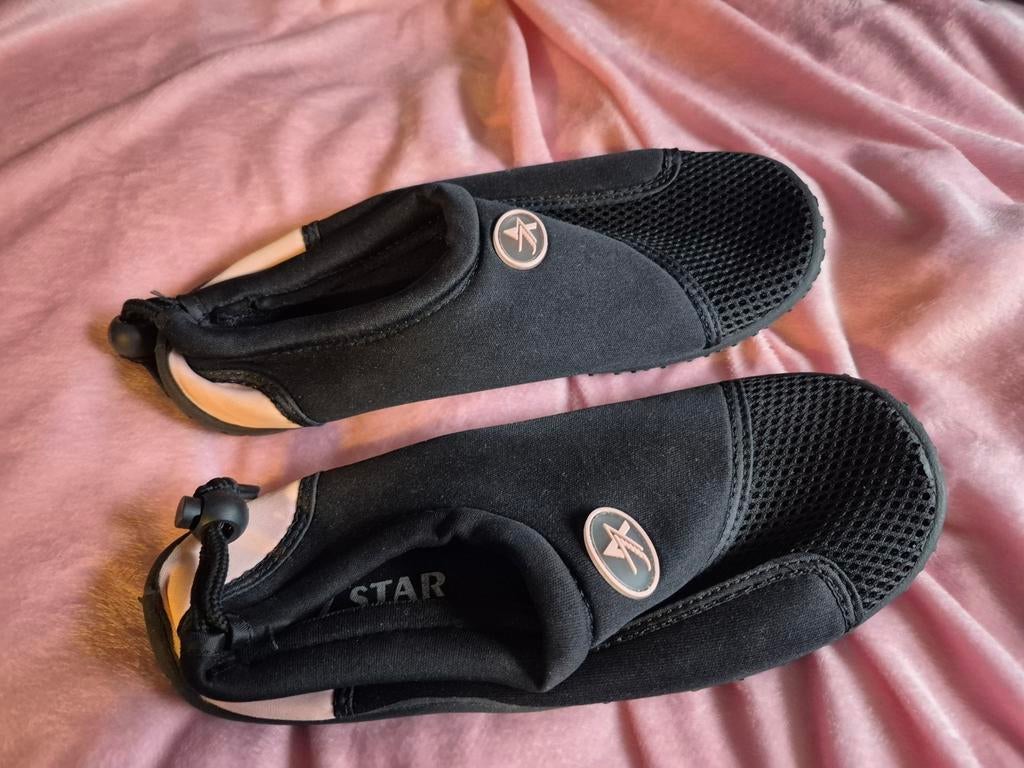 Waterschoenen mt 38, 1 keer gebruikt, Ophalen, Zo goed als nieuw