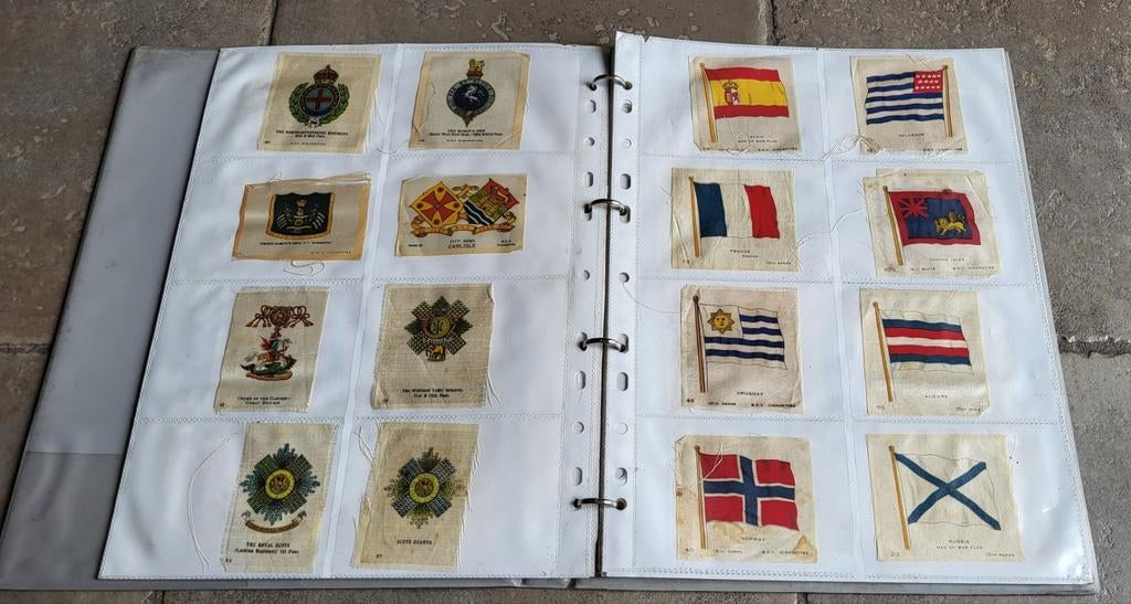 Collection de 107 cartes en soie de cigarette, Enlèvement ou Envoi