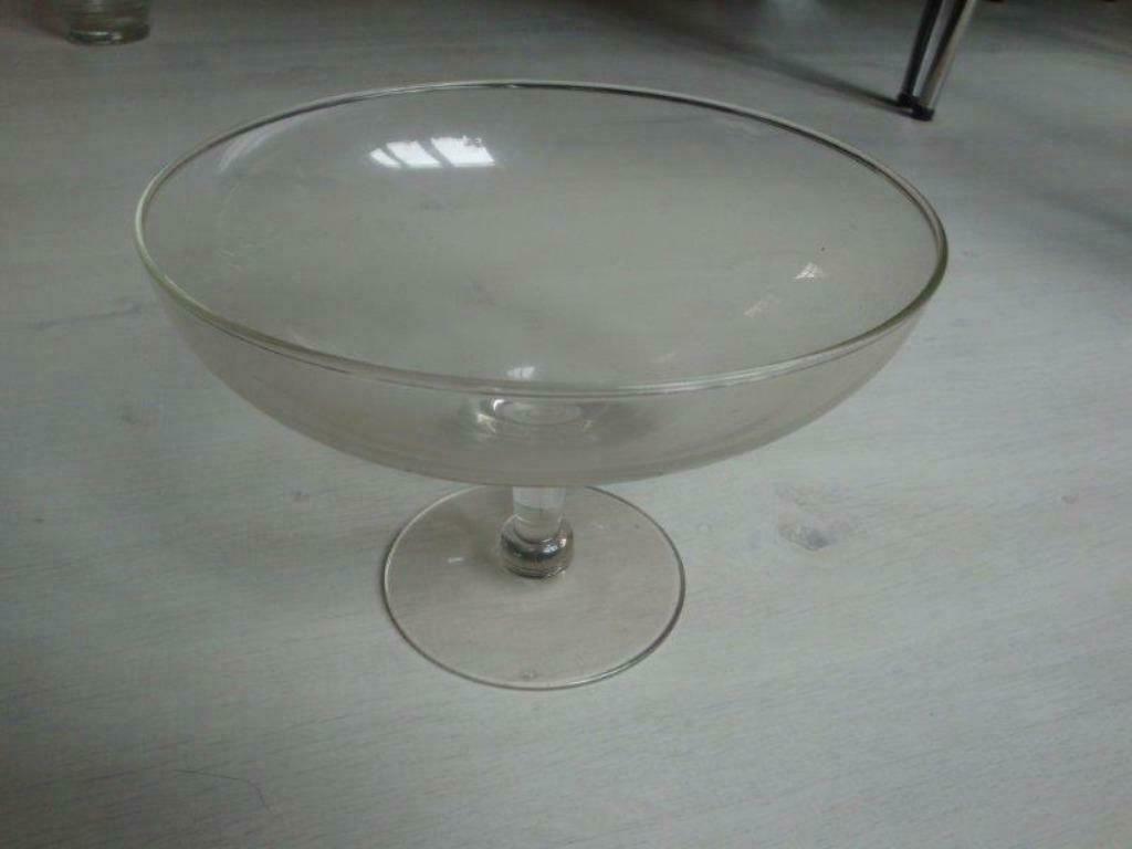 extra grote champagne kelk / coupe, Antiek en Kunst, Antiek | Glaswerk en Kristal, Ophalen