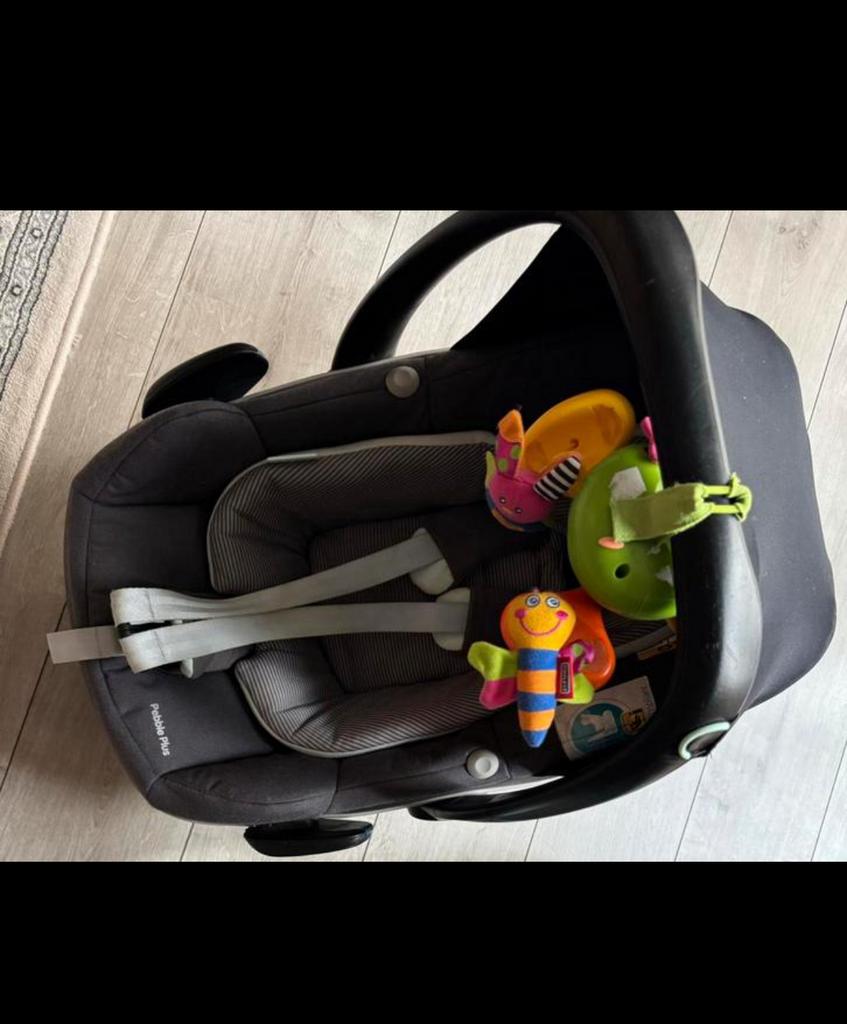 Maxi Cosi pebble + adapters bugaboo, Ophalen of Verzenden, Zo goed als nieuw