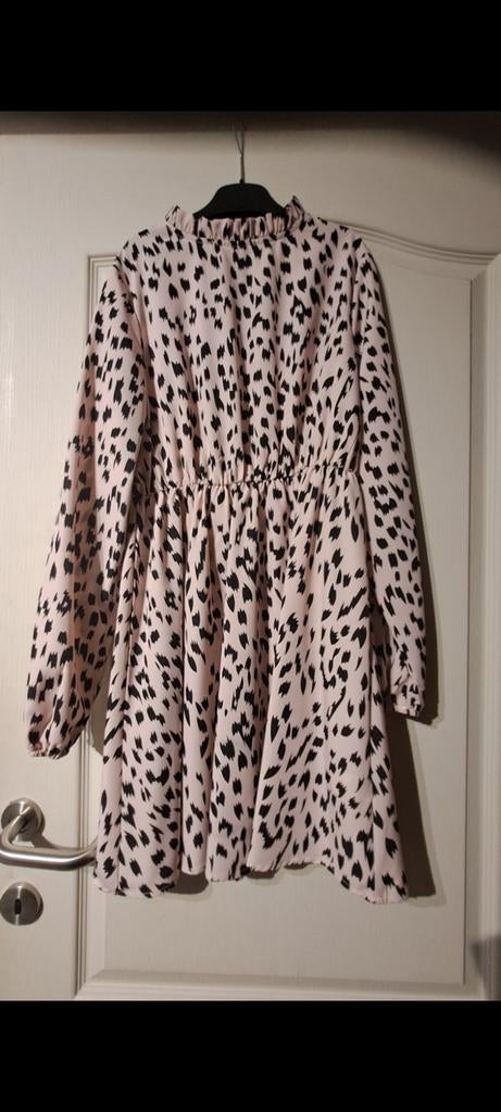 Robe légère à motif taille S  shein, Kleding | Dames, Jassen | Zomer, Ophalen