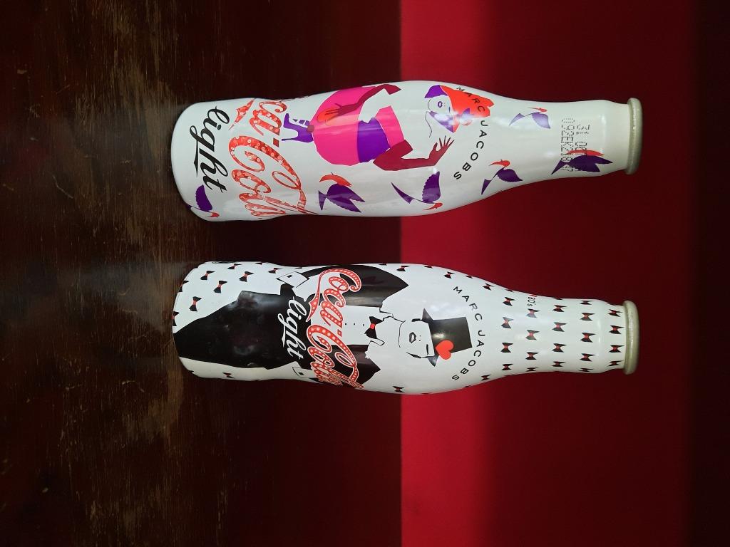 2 bouteilles de Coca Cola de Marc Jacobs, Collections, Enlèvement ou Envoi, Comme neuf, Emballage