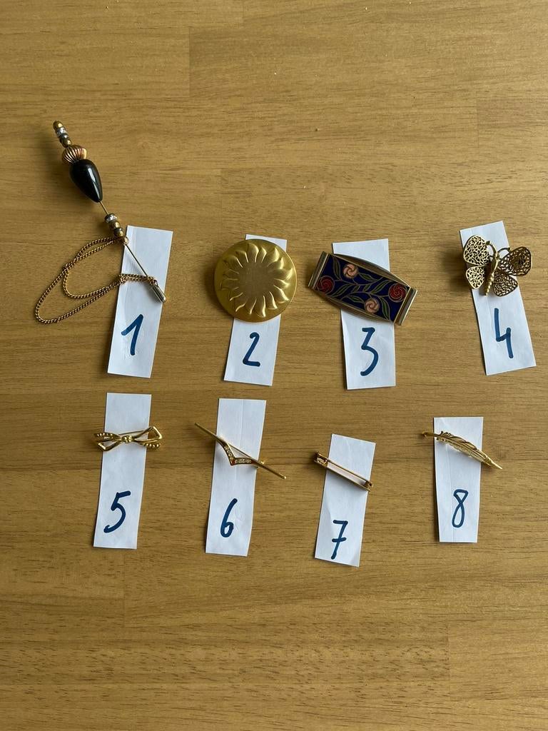 8 broches dorées, Enlèvement ou Envoi, Comme neuf, Or, Or