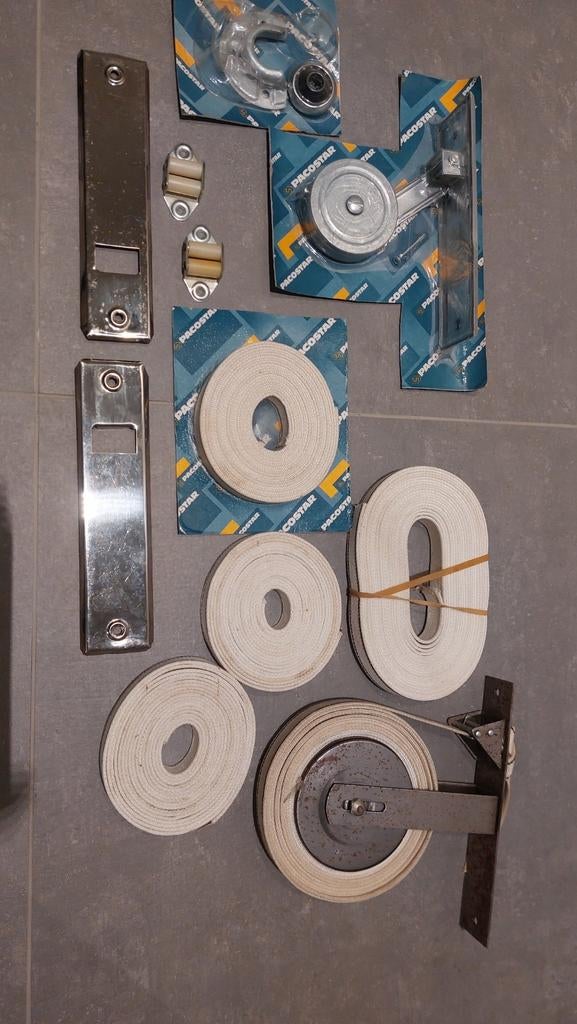 Rolluiken en accessoires, Ophalen, Zo goed als nieuw