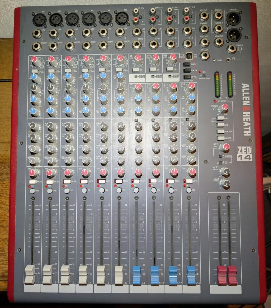 console de mixage Allen & Heath ZED-14, Musique & Instruments, Tables de mixage, Enlèvement, Comme neuf