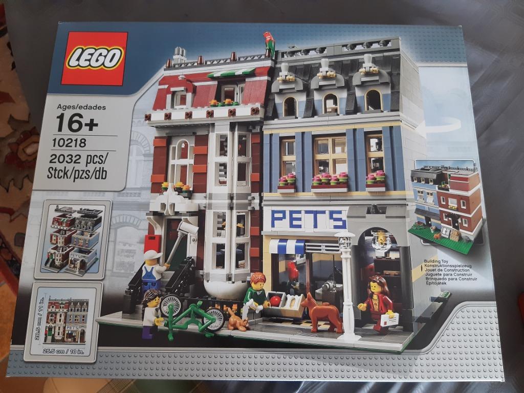 Lego 10218 Pet shop, Ophalen, Zo goed als nieuw