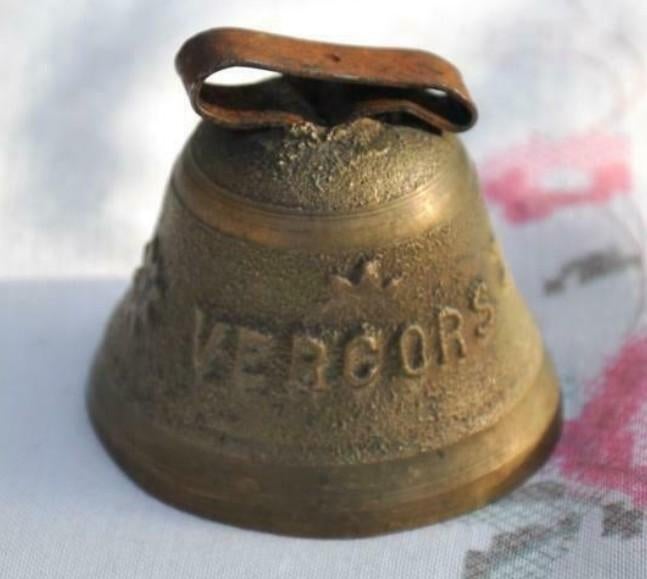 § cloche en laiton vercors, Enlèvement ou Envoi