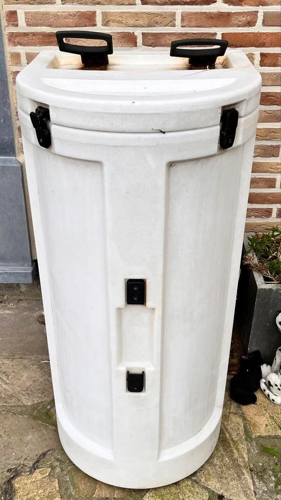 Container met handvaten, slotjes  en wielen 93 cm, Ophalen of Verzenden