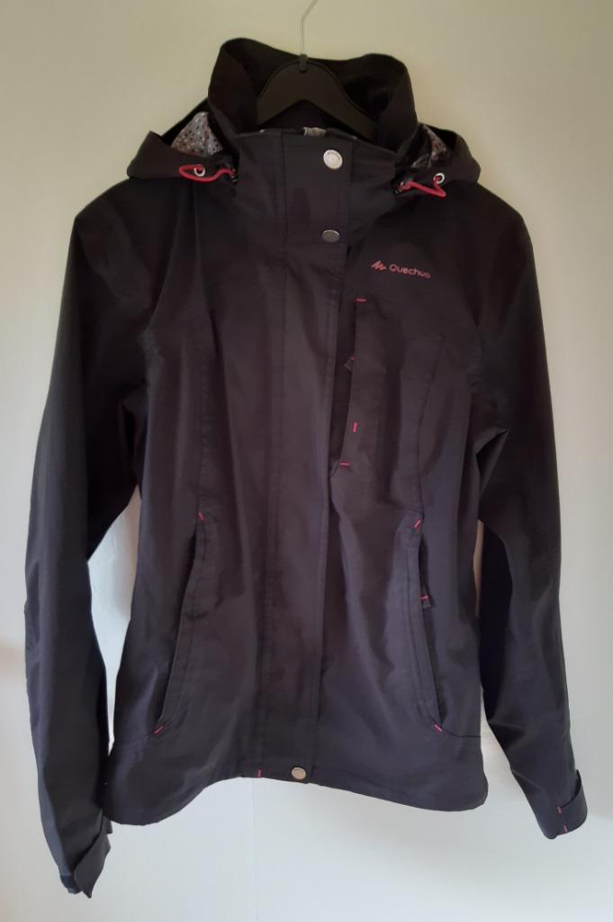 Zwarte wandeljas dame/meisje Quechua, extra small (XS), Ophalen, Zwart, Overige typen, Gedragen