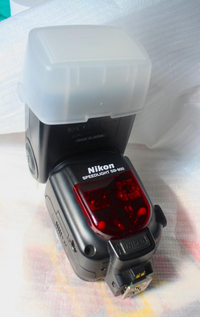 2 réflecteurs pour Flash NikonSB 900, Enlèvement ou Envoi, Utilisé, Nikon