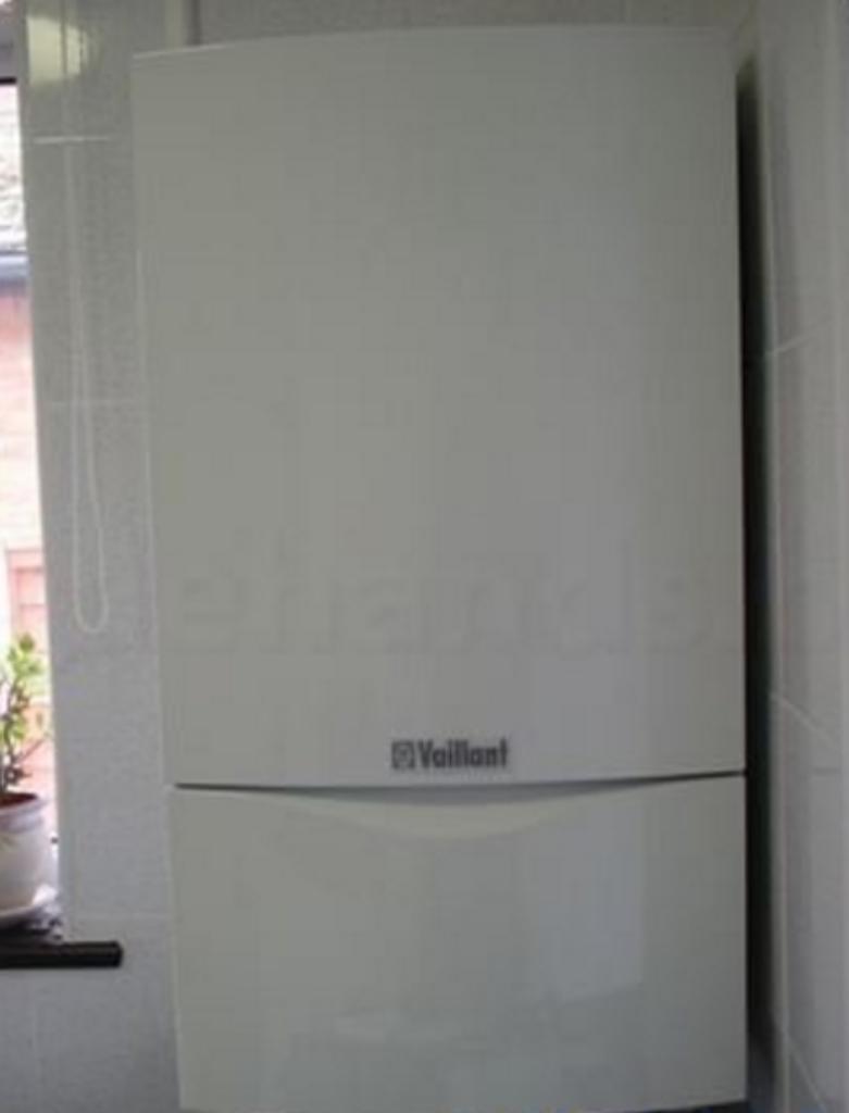 Combi 26 - 40kW sanitair water + cv Turbo, Ophalen, Gebruikt