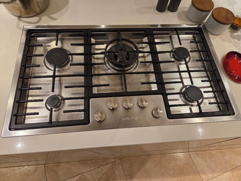 Miele inbouwgasfornuis, 5 branders, Elektronische apparatuur, Ophalen, Zo goed als nieuw, Inbouw, Gas