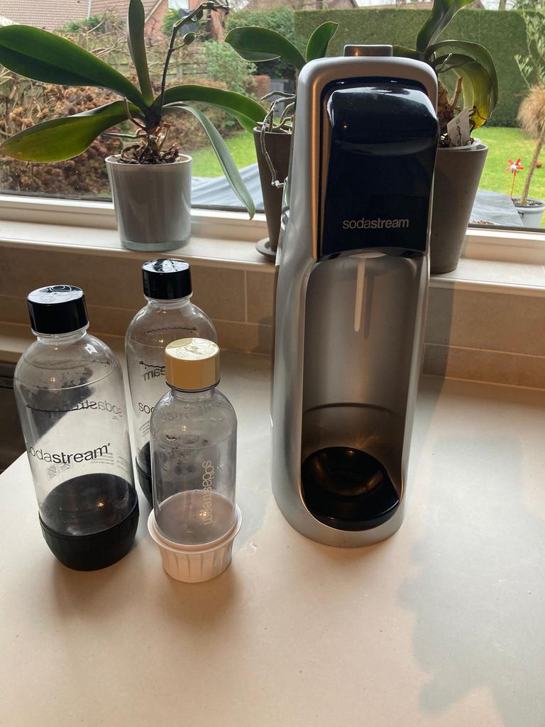 Sodastream met 3 flessen, Huis en Inrichting, Ophalen, Gebruikt