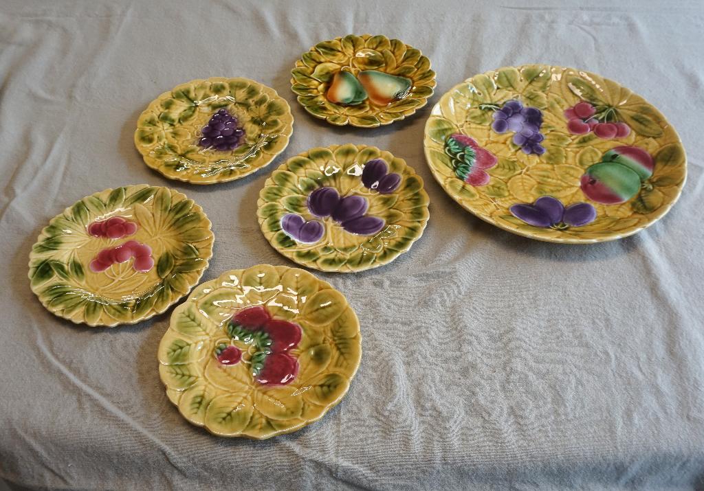 Dessertborden en -schalen - barbotine de Sarreguemines, Ophalen