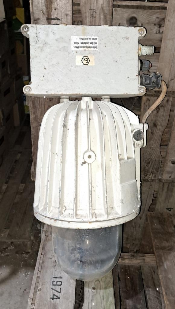 Lamp lampen industriele fabriekslampen, Ophalen of Verzenden