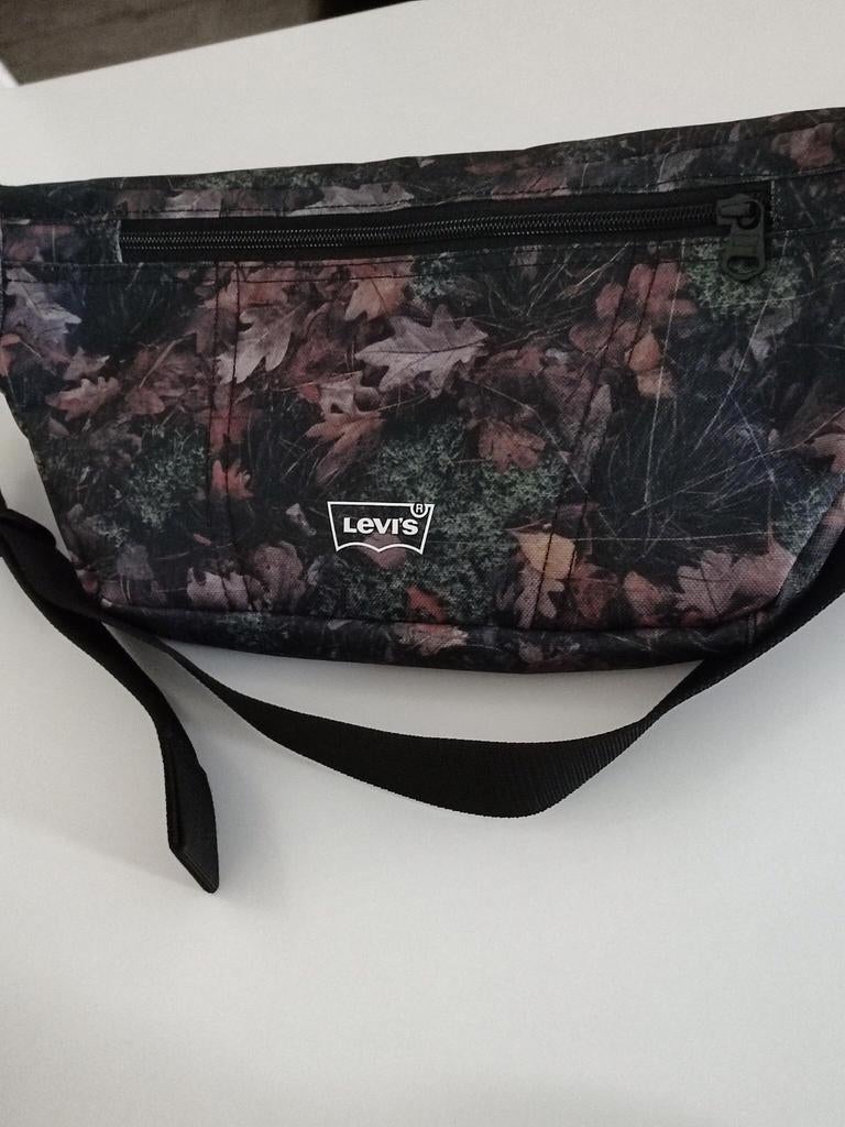 Sac banane Levi’s, Enlèvement ou Envoi, Comme neuf, Autres marques