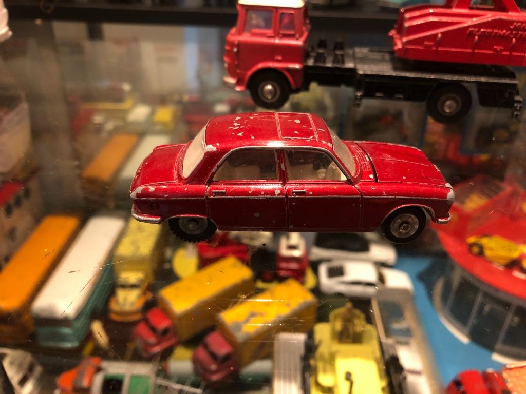 dinky toys peugeot 204, Ophalen, Dinky Toys