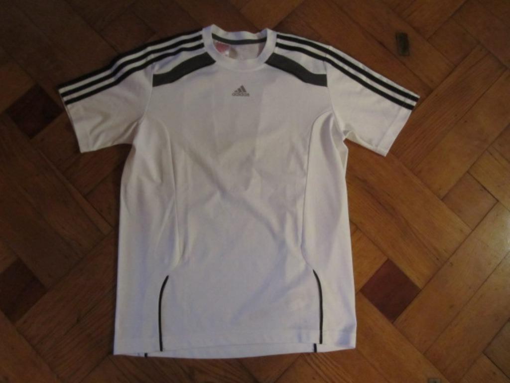 t-shirt Adidas maat 164, Enfants & Bébés, Vêtements enfant | Taille 164, Enlèvement ou Envoi, Comme neuf, Vêtements de sport ou Maillots de bain