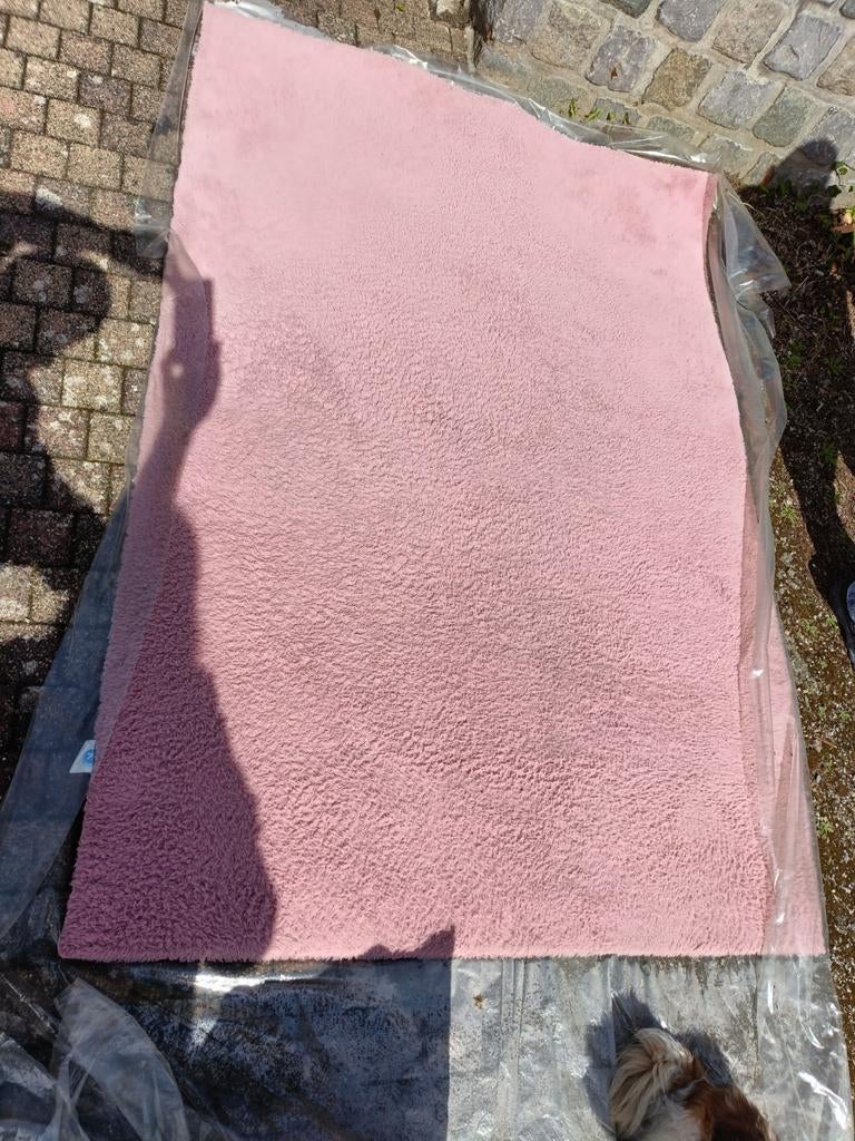 Tapis rose 140x200cm, Enlèvement, Utilisé, Rose