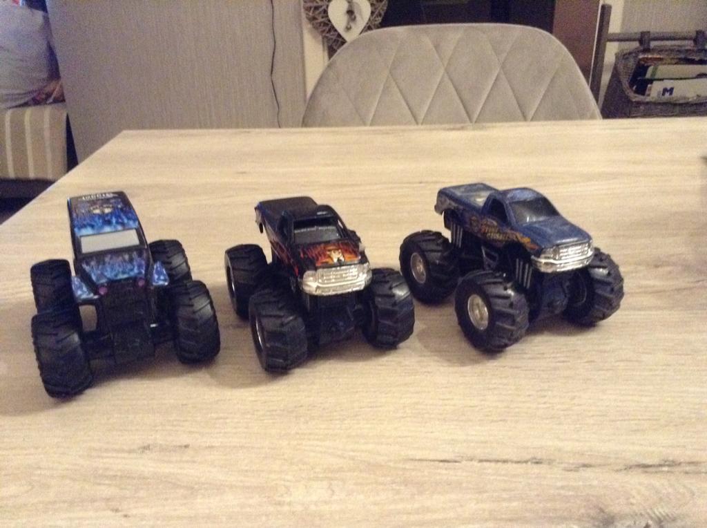 Monster Jam verschillende monstertrucks (8-11 cm), Ophalen of Verzenden, Gebruikt