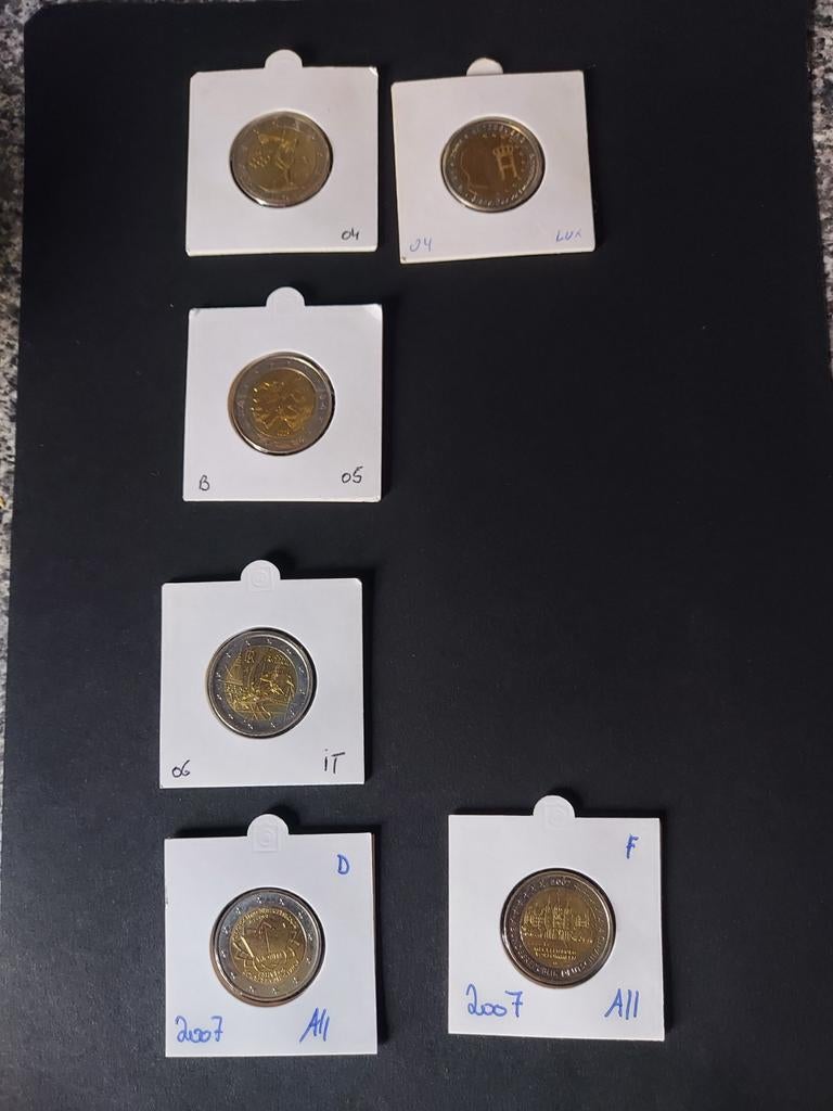 Lot de 12 pièces de 2 euros commémoratives de 2004 - 2012, Timbres & Monnaies, Enlèvement ou Envoi