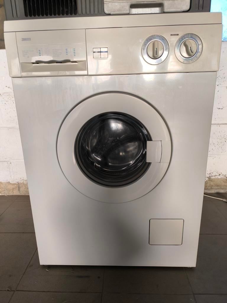 Wasmachine Zanussi, Ophalen, 4 tot 6 kg, Handwasprogramma, Zo goed als nieuw