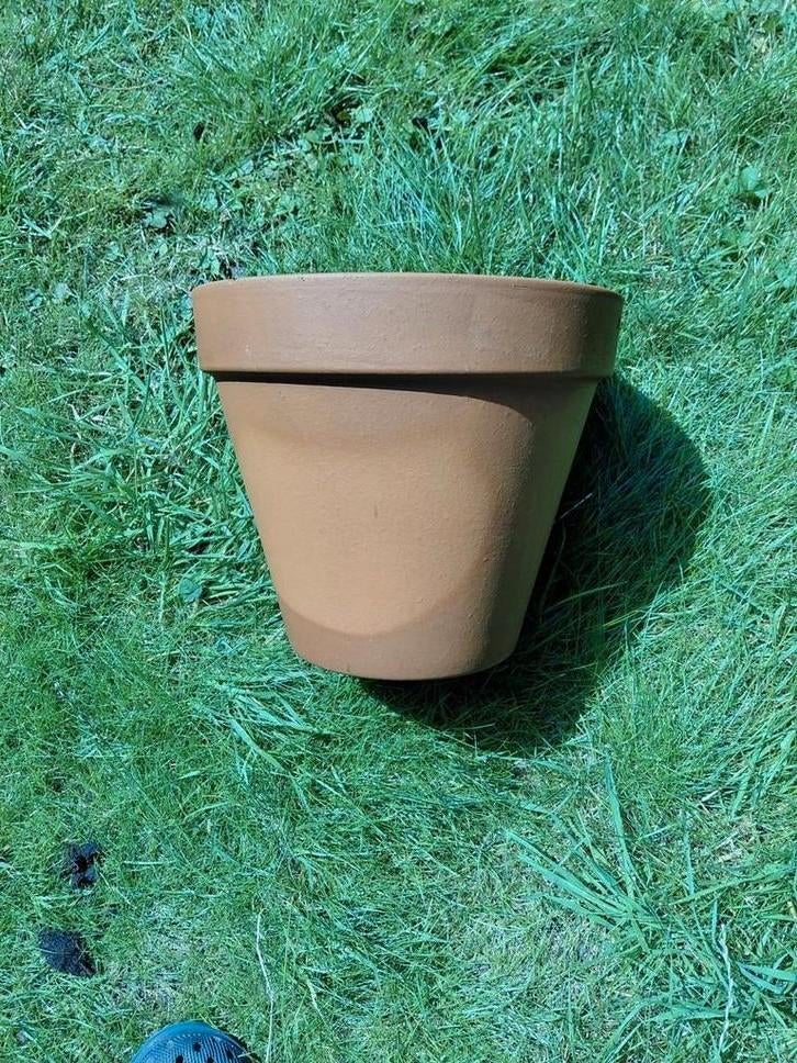 terra cotta bloempot 25 cm dia hoogte 22.5, Tuin en Terras, Ophalen