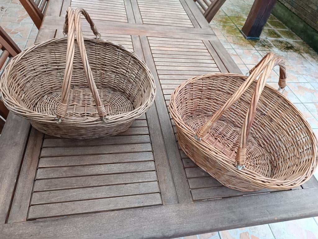 2 paniers en osier, Enlèvement, Osier