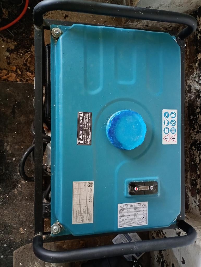 Propaan/Benzine-Generator "Könner & Söhnen" KS 3000G, Doe-het-zelf en Bouw, Aggregaten, Ophalen, Zo goed als nieuw, Minder dan 5 kVA