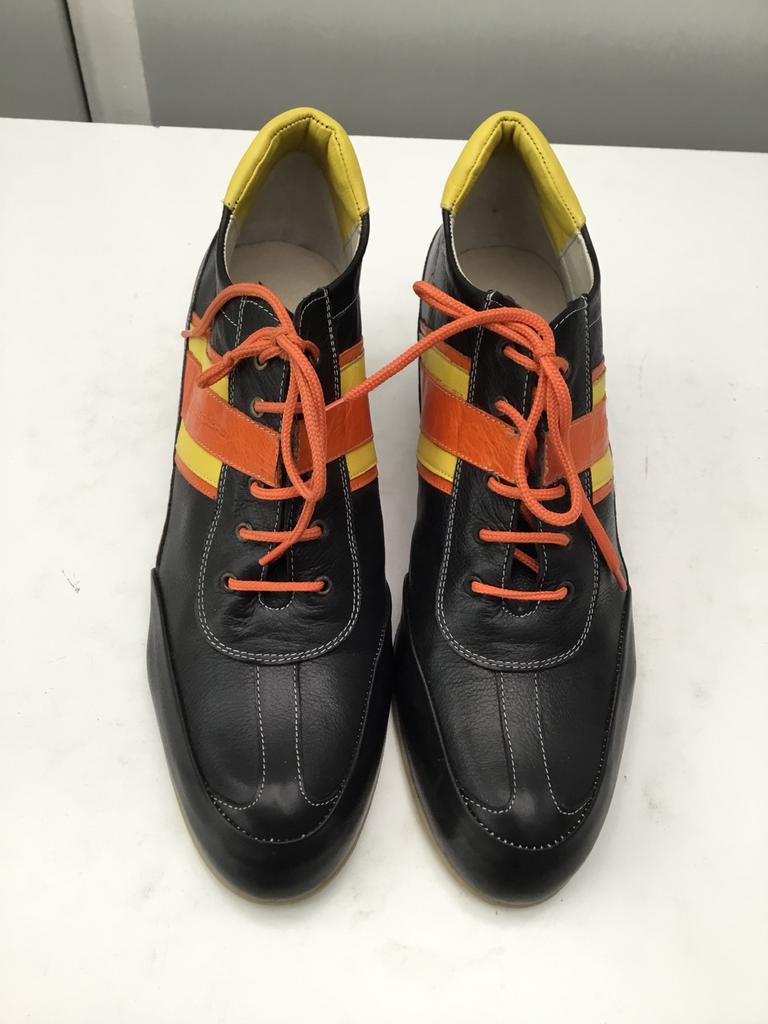 Chaussures à talons pour femmes de la marque Livingstone, Neuf, Enlèvement ou Envoi, Livingstone, Boots et Botinnes