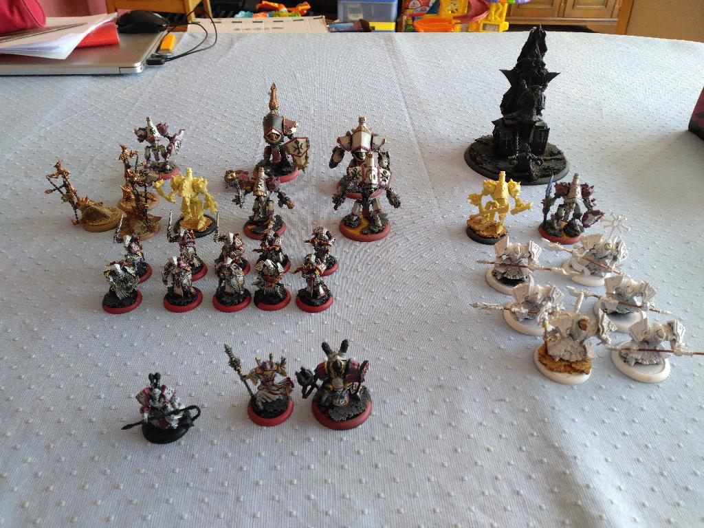armée de Menoth // Warmarchine, Games en Spelcomputers, Games | Overige, 2 spelers, Ophalen of Verzenden, Zo goed als nieuw, Strategie en Constructie