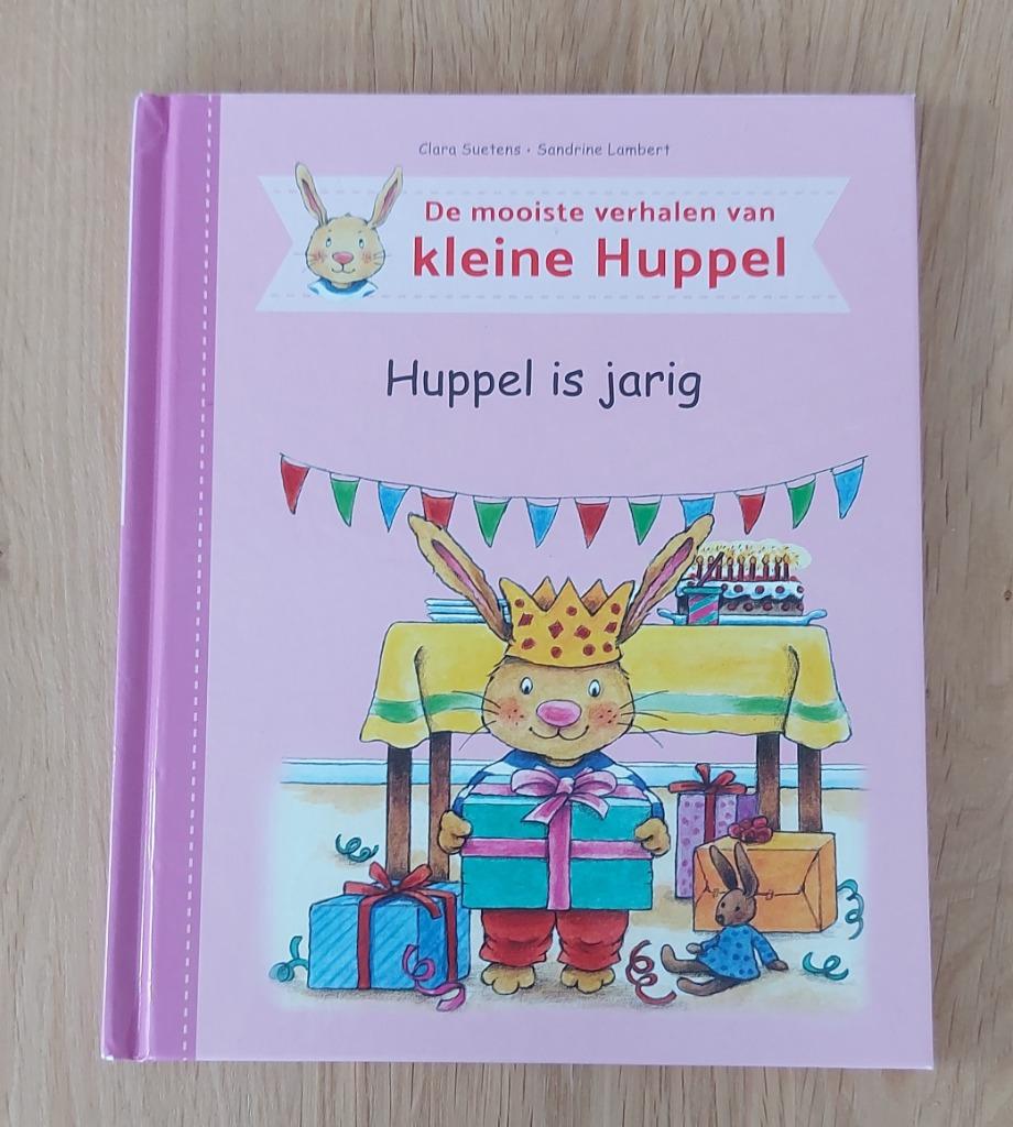 Kleine Huppel is jarig, Boeken, Ophalen of Verzenden, Zo goed als nieuw, Fictie algemeen, Voorleesboek