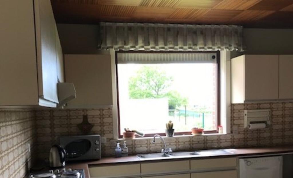 Gordijnboord voor bekleding van de rolluikenkast, Maison & Meubles, Ameublement | Rideaux & Stores à lamelles, Enlèvement, Comme neuf