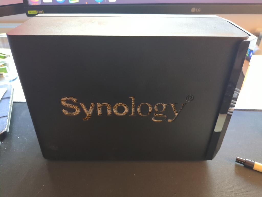Synology DS218+ (6GB RAM upgrade), Enlèvement, Utilisé