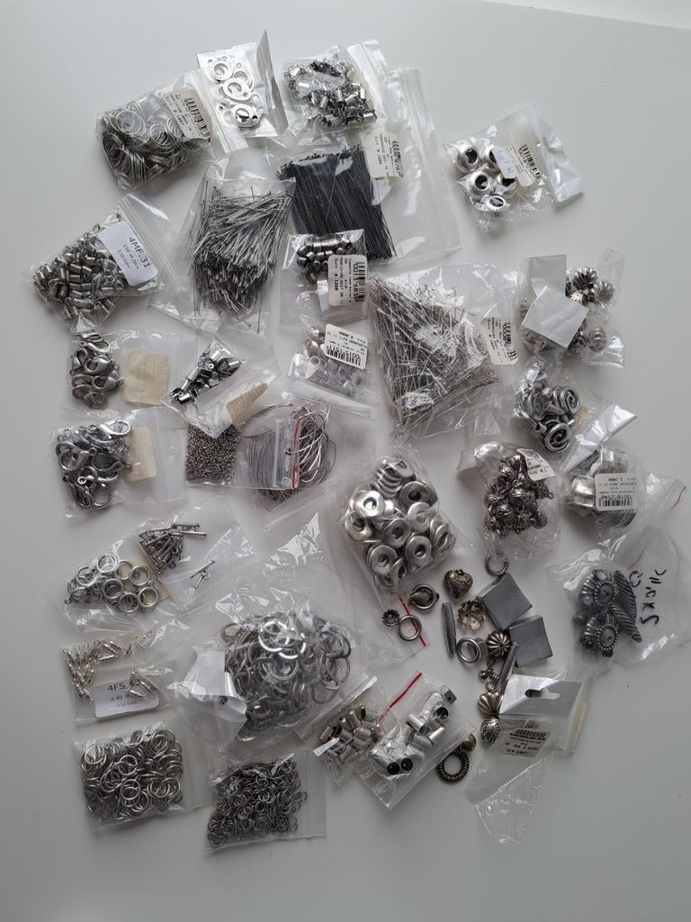 Lot juweel onderdelen, Hobby en Vrije tijd, Kralen en Sieraden maken, Ophalen of Verzenden, Nieuw
