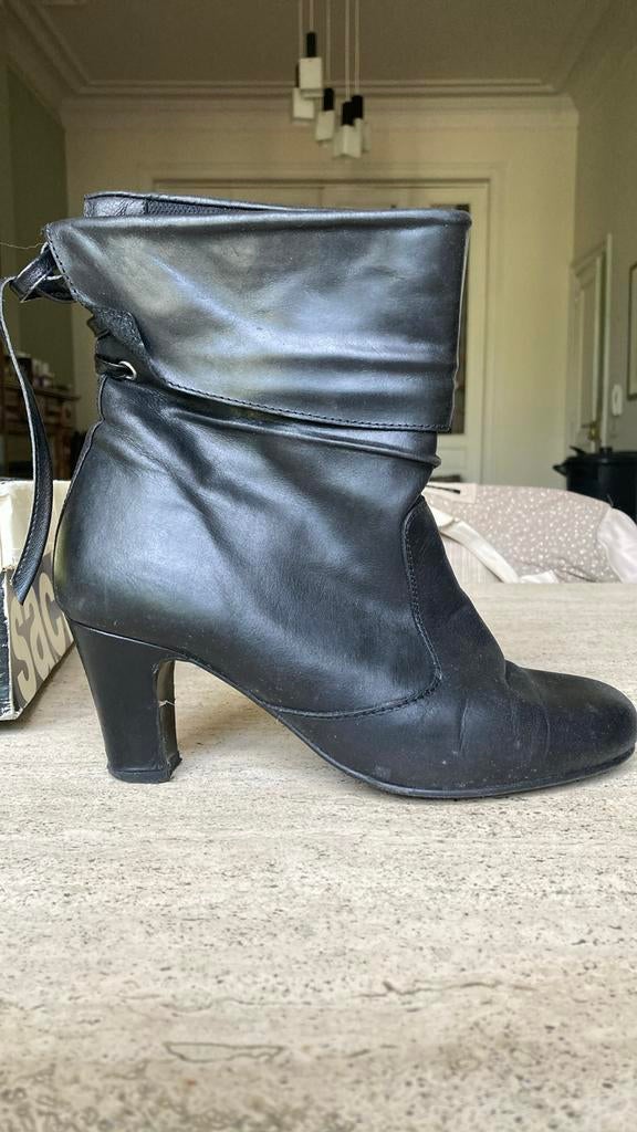 Zwarte leren slofjes 38, hak 7 cm + doos, Zo goed als nieuw, Zwart