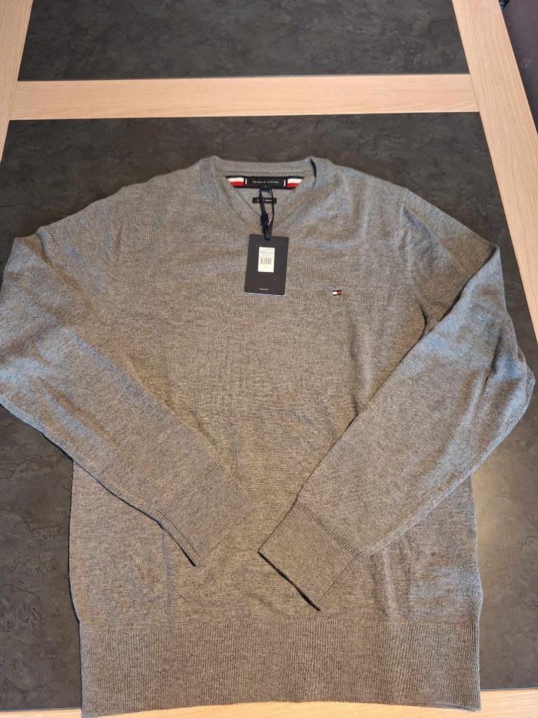heren trui 'Tommy Hilfiger' mt S(nieuw), Nieuw, Ophalen of Verzenden, Tommy hilfiger, Grijs